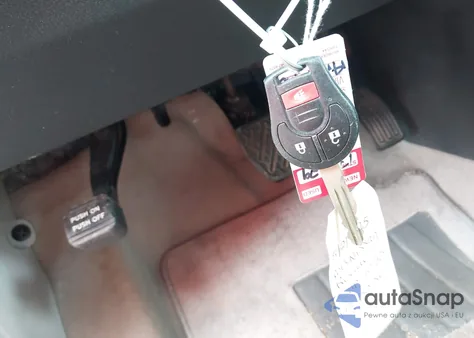 2013 Nissan Rogue S z USA, uszkodzony, nr VIN JN8AS5MT4DW553757